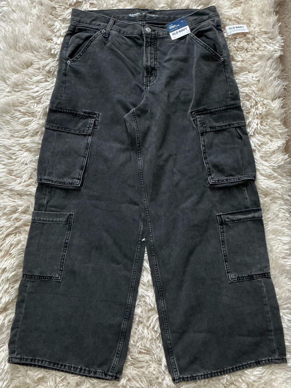 Old Navy Men's Black Cargo Pants with Multiple Utility Pockets